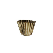 Load image into Gallery viewer, Fluted Metal Planter
