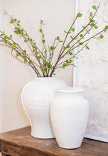 Load image into Gallery viewer, White Terra-cotta Cachepot
