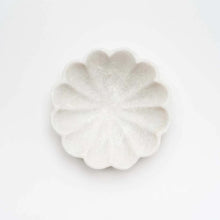 Load image into Gallery viewer, Marble Flower Shaped Dish
